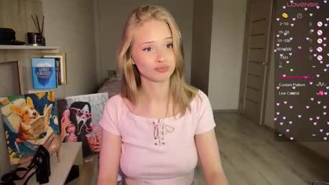 sweetie Lisa3 online show from October 22, 9:56 am