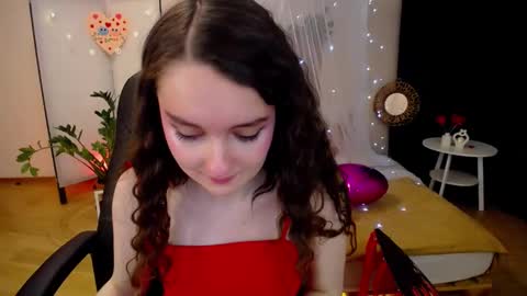 Snapshot of sweetintouch chatting on February 14, 9:21 pm sweetintouch online show from February 14, 9:21 pm