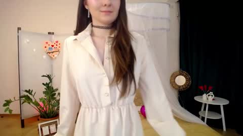 Snapshot of sweetintouch chatting on February 16, 9:27 pm sweetintouch online show from February 16, 9:27 pm