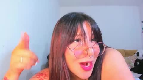 Snapshot of sweetisabella__ chatting on January 15, 4:57 am Isabella online show from January 15, 4:57 am