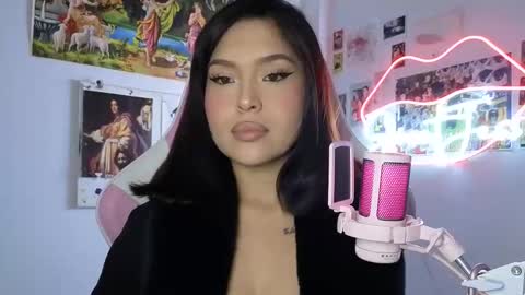 SweetJess online show from April 17, 4:26 am