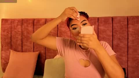 Isabel online show from April 24, 12:40 pm