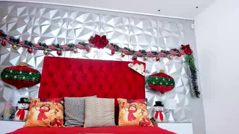 Lauren online show from December 16, 5:14 am