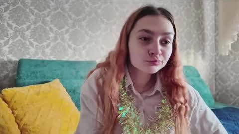 sweetliaison online show from December 15, 7:26 am