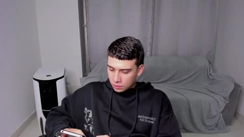 Lian online show from January 29, 2:40 am