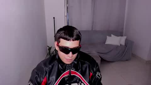 Lian online show from February 27, 8:46 am