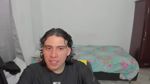 Lian online show from May 16, 1:35 am