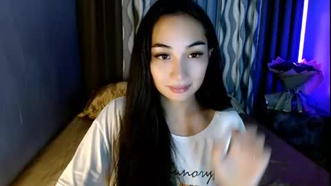Lilly online show from May 6, 3:23 am