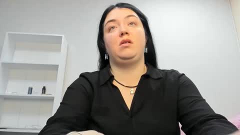 Snapshot of sweetmarylove chatting on February 2, 9:18 am sweetmarylove online show from February 2, 9:18 am