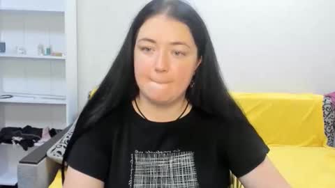 Snapshot of sweetmarylove chatting on September 23, 9:03 am sweetmarylove online show from September 23, 9:03 am