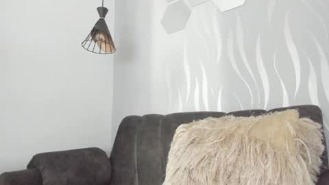 Monic online show from November 21, 6:06 pm