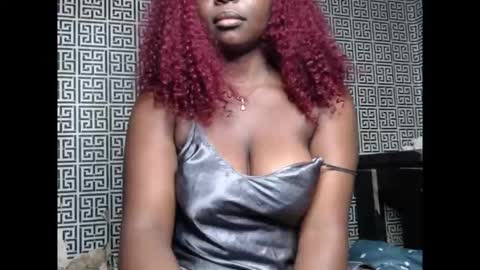 sweetnectarx online show from October 27, 12:43 am