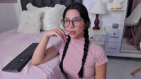 sweetnicky1 online show from March 25, 10:33 am