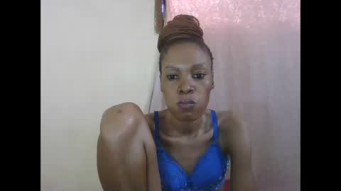 ESTHER online show from April 10, 7:46 am