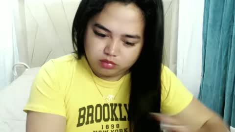 Snapshot of sweetprincess_athena chatting on March 10, 4:38 am Princess Ella online show from March 10, 4:38 am