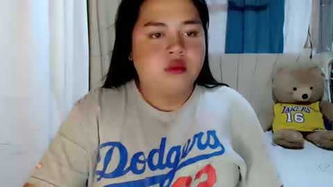 Snapshot of sweetprincess_athena chatting on October 8, 10:54 am Princess Ella online show from October 8, 10:54 am