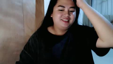 Snapshot of sweetprincess_athena chatting on October 3, 5:16 am Princess Ella online show from October 3, 5:16 am