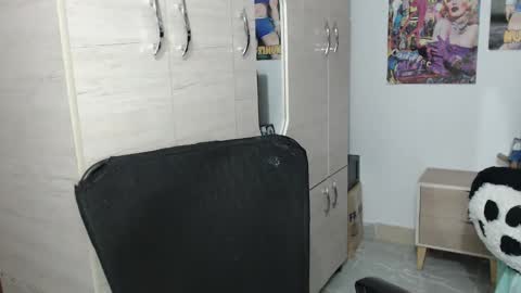 sweett_candy1 online show from October 28, 2:01 am