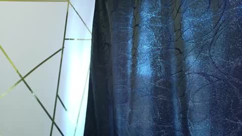 veroniica online show from December 7, 2:08 pm