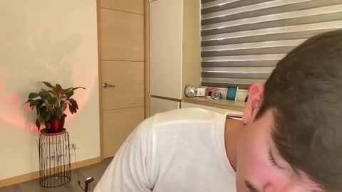 Andy  online show from October 28, 6:09 pm