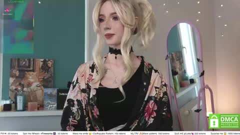 Elis  a little vacation Ill be here Saturday my schedules in bio online show from May 9, 9:04 am