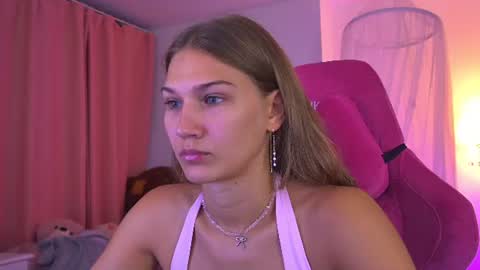 Emily online show from August 7, 8:23 am