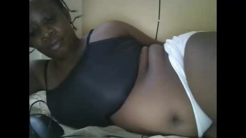 sweetyass25 online show from November 26, 5:53 pm