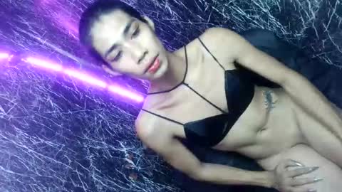 Snapshot of sweetyguyxxx1998 chatting on October 9, 8:09 am - allen online show from October 9, 8:09 am