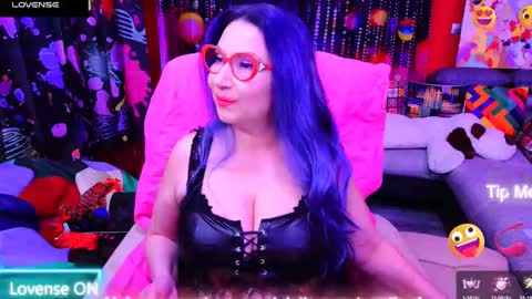 Lisa online show from February 16, 3:27 pm