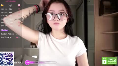 Astrid online show from October 17, 5:50 pm