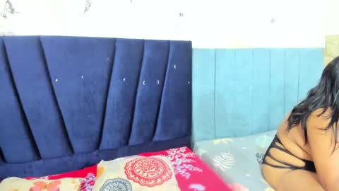 Snapshot of swett_lady_ chatting on October 5, 12:57 pm swett_lady_ online show from October 5, 12:57 pm