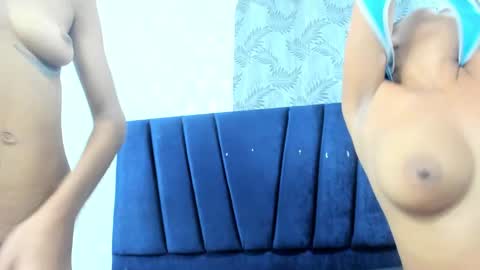 swett_mila_ online show from March 1, 8:02 pm