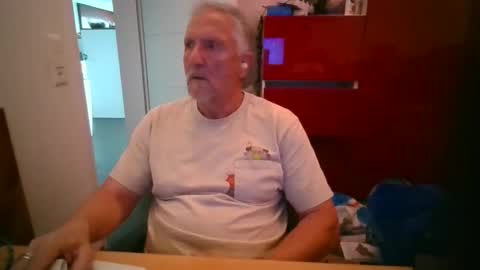 swiss_german_01 online show from October 14, 11:24 am