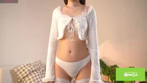 Snapshot of swtty_meivi chatting on September 29, 6:56 am MEI online show from September 29, 6:56 am