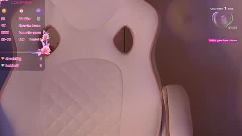 Snapshot of sydney_max chatting on October 12, 3:21 am Milena online show from October 12, 3:21 am