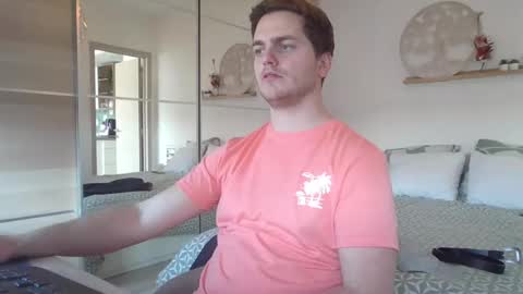 syl092 online show from March 2, 2:32 pm