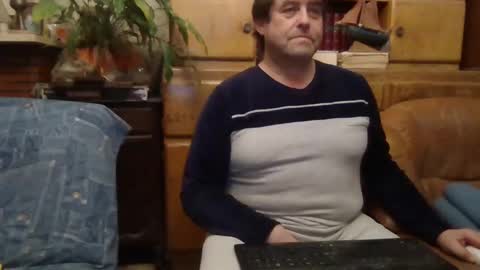 Snapshot of sympa_trique chatting on December 28, 6:50 pm sympa_trique online show from December 28, 6:50 pm