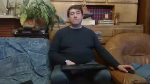 Snapshot of sympa_trique chatting on October 10, 10:43 am sympa_trique online show from October 10, 10:43 am
