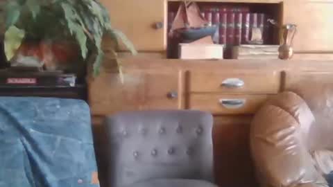Snapshot of sympa_trique chatting on October 9, 10:32 am sympa_trique online show from October 9, 10:32 am
