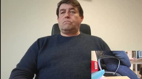 Snapshot of sympa_trique chatting on October 15, 8:37 am sympa_trique online show from October 15, 8:37 am