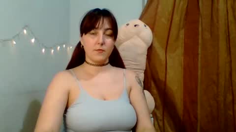 Snapshot of syssipisi chatting on September 22, 4:11 pm Sarah online show from September 22, 4:11 pm