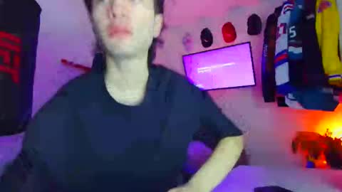 TONER online show from December 14, 2:40 am