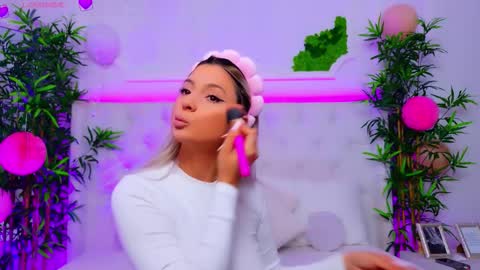 Arianna online show from September 17, 12:19 pm