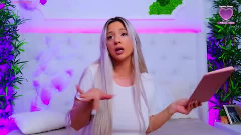 Arianna online show from October 16, 1:55 pm