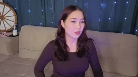 Soo Ying online show from January 16, 8:07 pm