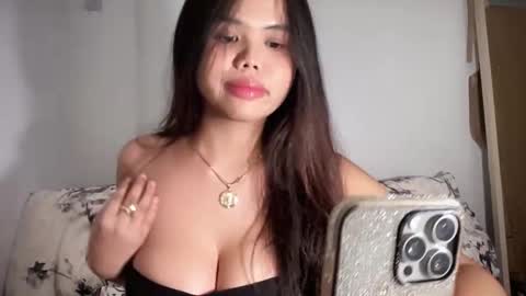 yashie online show from January 16, 11:47 pm