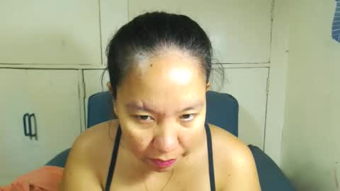 Snapshot of takemetoheavenbaby chatting on October 2, 12:20 am anne online show from October 2, 12:20 am