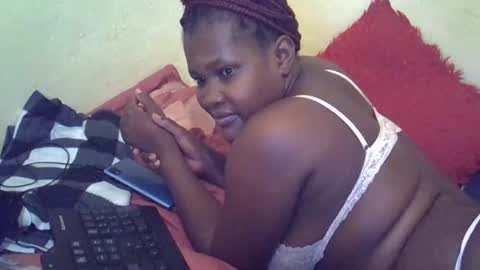 Snapshot of taliah254 chatting on March 6, 2:18 pm taliah254 online show from March 6, 2:18 pm
