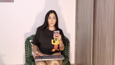 talianaprada_ online show from March 31, 11:49 pm