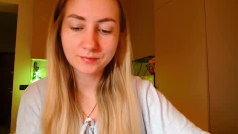  Kira  online show from February 20, 6:37 am